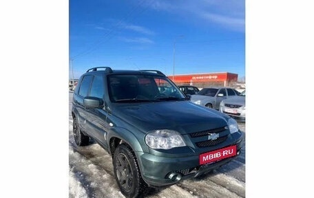 Chevrolet Niva I рестайлинг, 2012 год, 620 000 рублей, 3 фотография