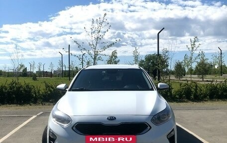 KIA cee'd III, 2019 год, 1 900 000 рублей, 2 фотография