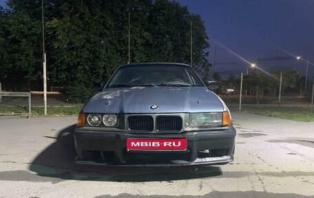 BMW 3 серия, 1993 год, 365 000 рублей, 1 фотография