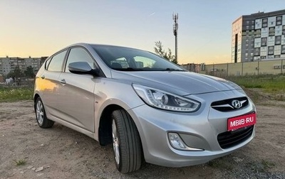 Hyundai Solaris II рестайлинг, 2013 год, 985 000 рублей, 1 фотография