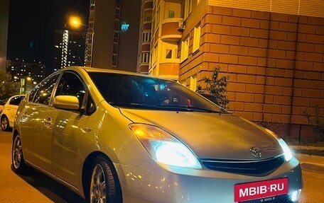 Toyota Prius, 2007 год, 920 000 рублей, 4 фотография