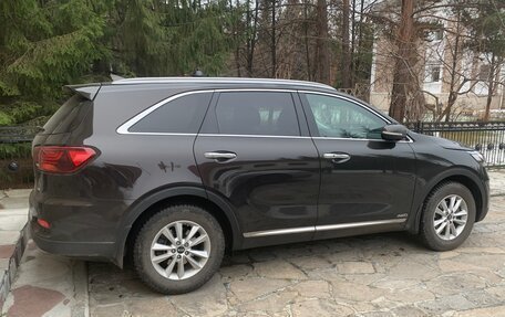 KIA Sorento III Prime рестайлинг, 2018 год, 3 350 000 рублей, 2 фотография