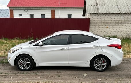 Hyundai Elantra V, 2013 год, 780 000 рублей, 2 фотография