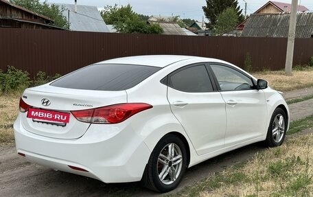 Hyundai Elantra V, 2013 год, 780 000 рублей, 3 фотография