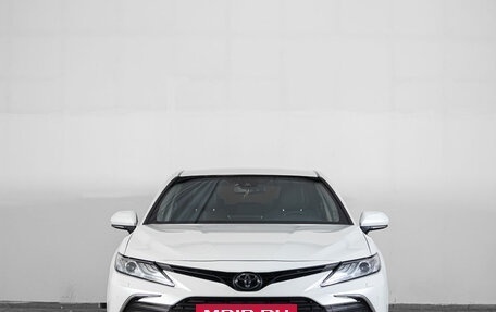 Toyota Camry, 2021 год, 3 799 000 рублей, 2 фотография