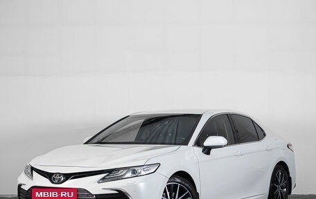 Toyota Camry, 2021 год, 3 799 000 рублей, 4 фотография