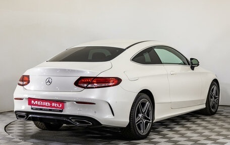 Mercedes-Benz C-Класс, 2018 год, 3 647 000 рублей, 6 фотография