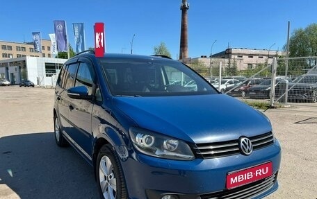 Volkswagen Touran III, 2012 год, 1 350 000 рублей, 1 фотография