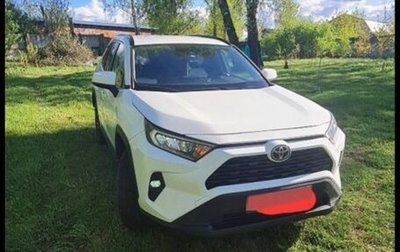 Toyota RAV4, 2021 год, 2 750 000 рублей, 1 фотография