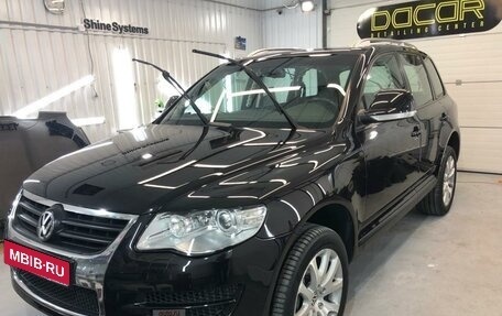 Volkswagen Touareg III, 2009 год, 1 800 000 рублей, 1 фотография