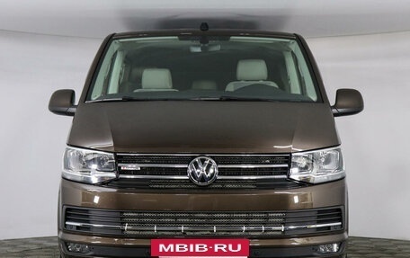 Volkswagen Caravelle T6 рестайлинг, 2018 год, 4 999 000 рублей, 2 фотография