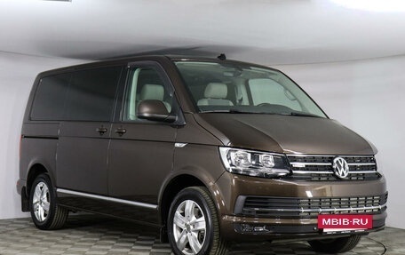 Volkswagen Caravelle T6 рестайлинг, 2018 год, 4 999 000 рублей, 3 фотография