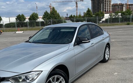 BMW 3 серия, 2014 год, 1 640 000 рублей, 3 фотография