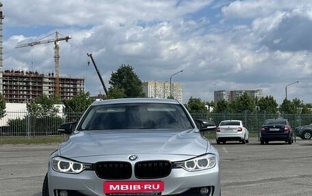 BMW 3 серия, 2014 год, 1 640 000 рублей, 2 фотография