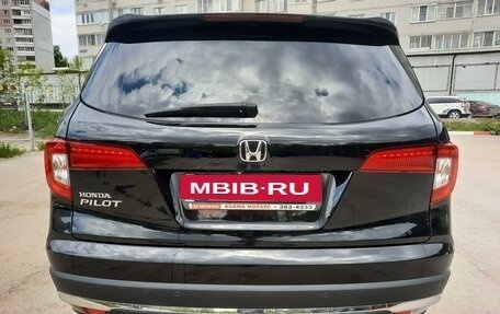 Honda Pilot III рестайлинг, 2015 год, 3 299 000 рублей, 7 фотография