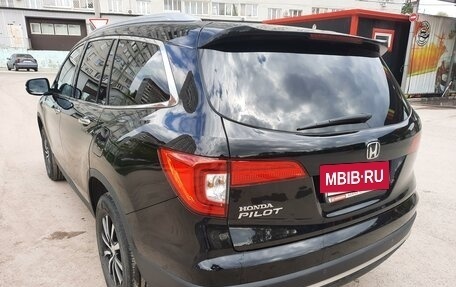 Honda Pilot III рестайлинг, 2015 год, 3 299 000 рублей, 5 фотография