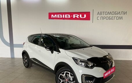 Renault Kaptur I рестайлинг, 2019 год, 3 фотография