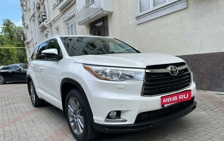 Toyota Highlander III, 2014 год, 3 700 000 рублей, 3 фотография