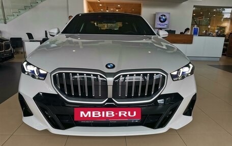 BMW 5 серия, 2023 год, 9 750 000 рублей, 3 фотография