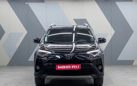 Toyota RAV4, 2018 год, 2 970 000 рублей, 2 фотография