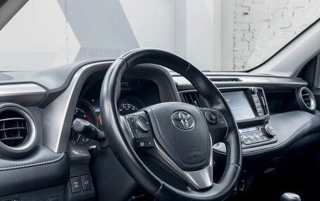 Toyota RAV4, 2018 год, 2 970 000 рублей, 7 фотография