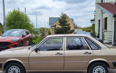 Audi 80, 1983 год, 990 000 рублей, 4 фотография