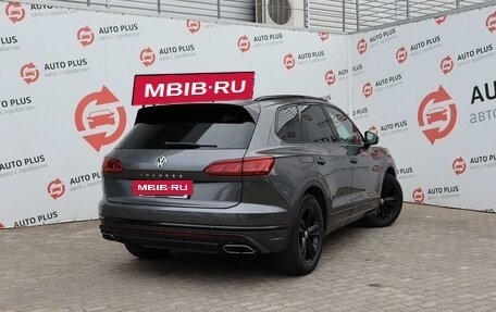 Volkswagen Touareg III, 2018 год, 5 599 000 рублей, 2 фотография