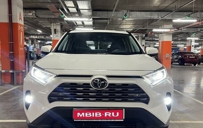 Toyota RAV4, 2021 год, 4 000 000 рублей, 1 фотография