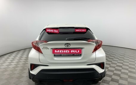 Toyota C-HR I рестайлинг, 2019 год, 2 361 800 рублей, 6 фотография