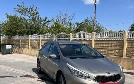 KIA cee'd III, 2013 год, 1 250 000 рублей, 2 фотография