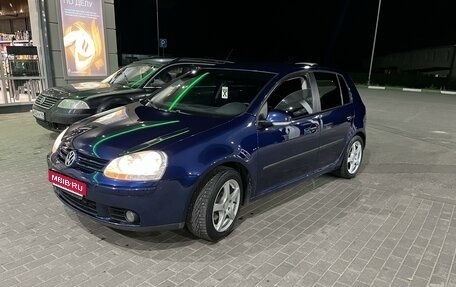 Volkswagen Golf V, 2004 год, 540 000 рублей, 1 фотография