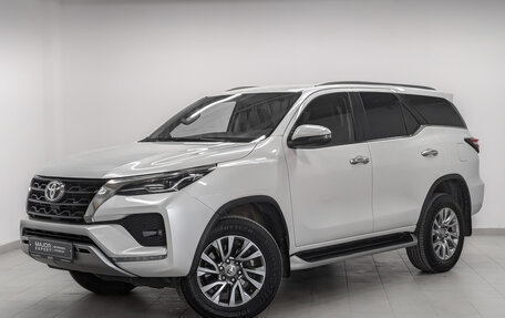 Toyota Fortuner II, 2021 год, 4 800 000 рублей, 1 фотография