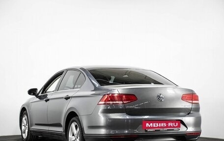 Volkswagen Passat B8 рестайлинг, 2015 год, 1 700 000 рублей, 4 фотография