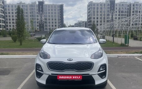 KIA Sportage IV рестайлинг, 2019 год, 2 450 000 рублей, 1 фотография