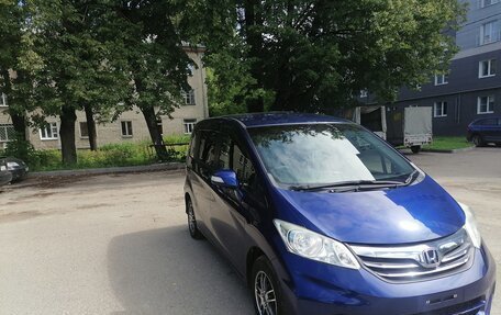 Honda Freed I, 2012 год, 1 225 000 рублей, 4 фотография