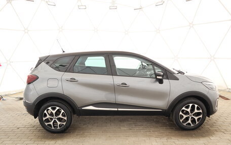 Renault Kaptur I рестайлинг, 2018 год, 1 550 000 рублей, 2 фотография