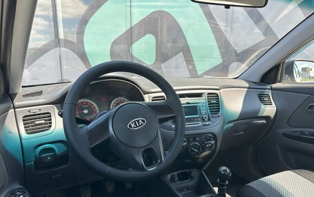 KIA Rio II, 2010 год, 680 000 рублей, 2 фотография