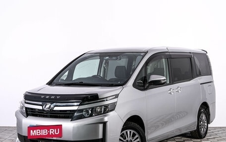 Toyota Voxy III, 2016 год, 1 999 000 рублей, 2 фотография