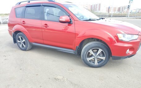 Mitsubishi Outlander III рестайлинг 3, 2011 год, 1 490 000 рублей, 1 фотография