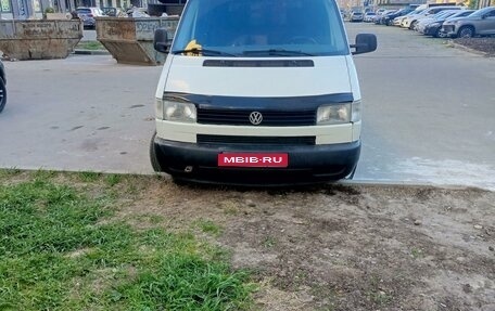 Volkswagen Transporter T4, 2001 год, 780 000 рублей, 1 фотография