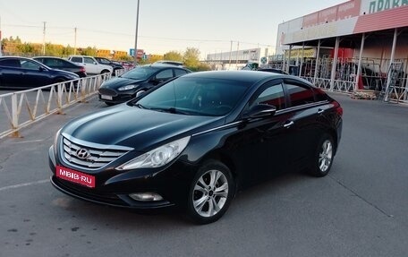 Hyundai Sonata VI, 2012 год, 1 080 000 рублей, 1 фотография