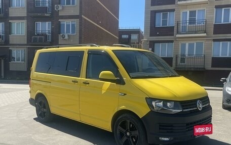 Volkswagen Transporter T6 рестайлинг, 2016 год, 2 150 000 рублей, 1 фотография