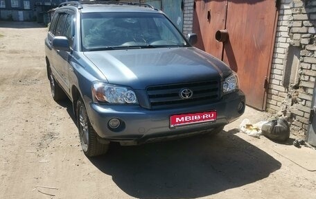 Toyota Highlander III, 2004 год, 1 400 000 рублей, 1 фотография