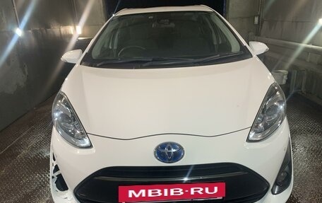 Toyota Aqua I, 2017 год, 1 150 000 рублей, 2 фотография
