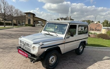 Mercedes-Benz G-Класс W463 рестайлинг _ii, 1985 год, 1 090 000 рублей, 2 фотография