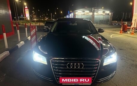 Audi A8, 2011 год, 1 570 000 рублей, 2 фотография