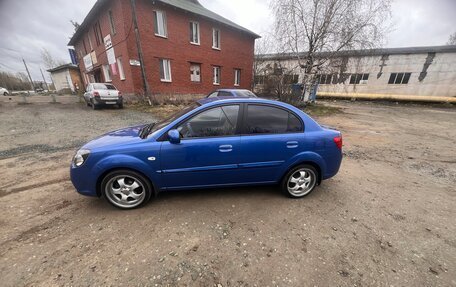 KIA Rio II, 2011 год, 670 000 рублей, 2 фотография