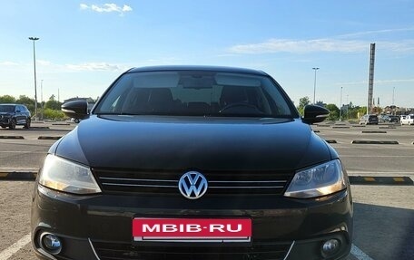 Volkswagen Jetta VI, 2012 год, 1 200 000 рублей, 8 фотография