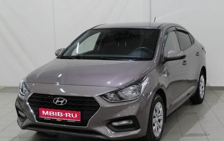 Hyundai Solaris II рестайлинг, 2017 год, 1 335 000 рублей, 1 фотография