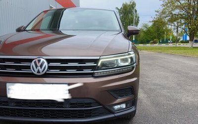 Volkswagen Tiguan II, 2018 год, 3 700 000 рублей, 1 фотография